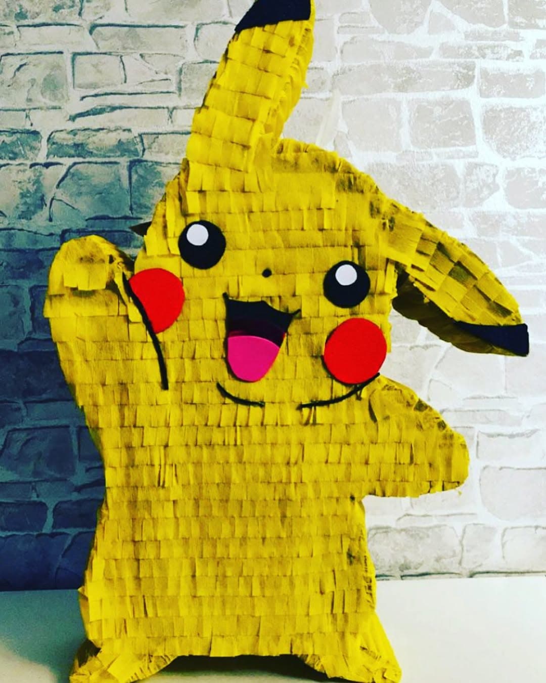 Piñata Petreceri pe Instagram